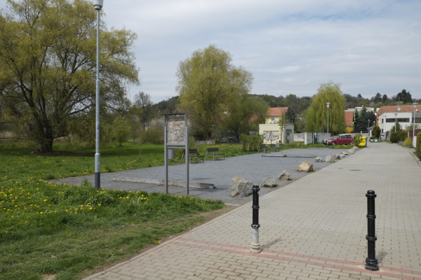 NÁVES – KOMUNITNÍ PROSTOR V MOKRÉ HOŘE