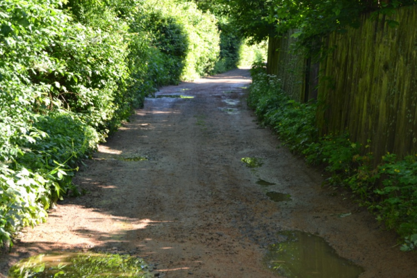 Oprava účelové komunikace NN 163.